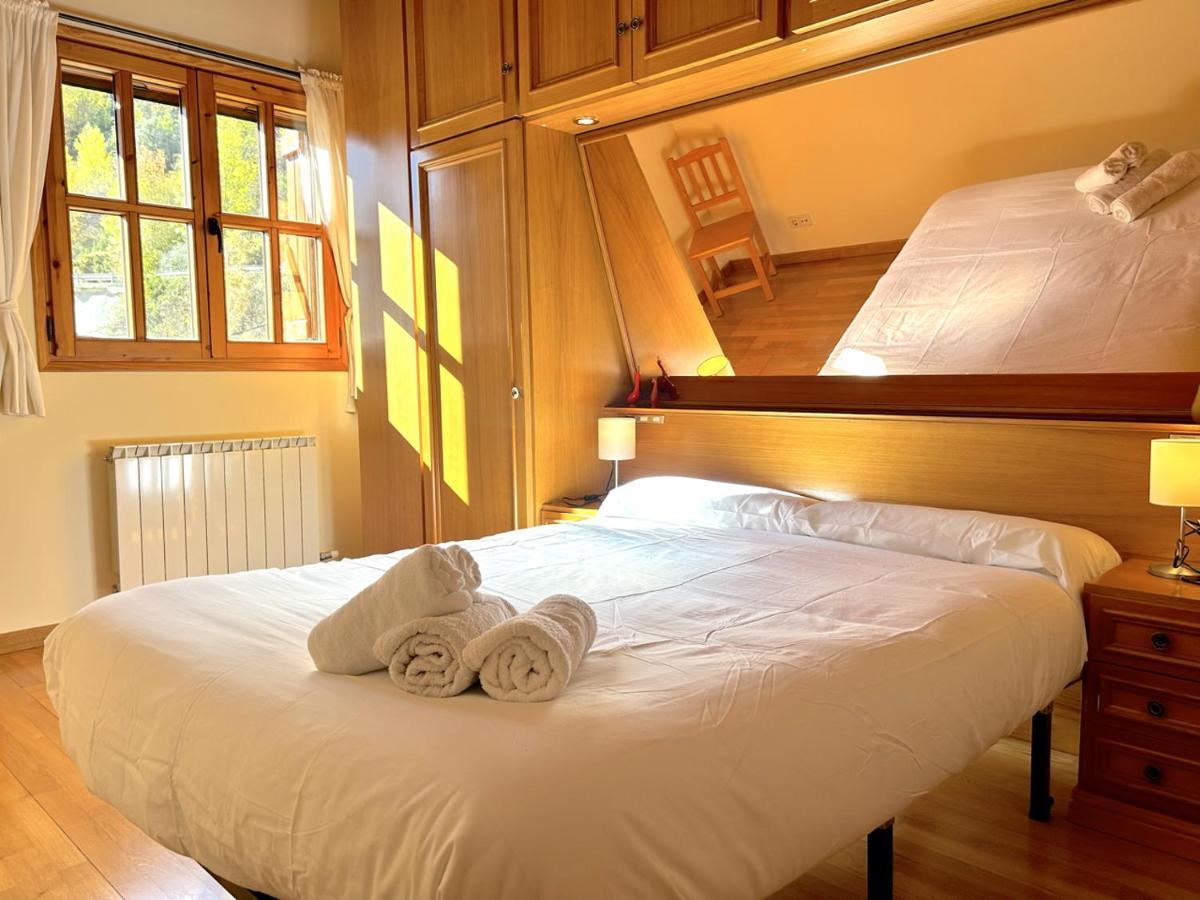 Duplex Familiar I De Muntanya A Escalo By Rural D'Aneu Apartment Ngoại thất bức ảnh